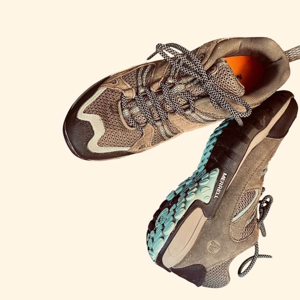 Merrell Women’s Hiking Trail Shoes, Kangaroo Eggshell Colorway - Picture 12 of 15